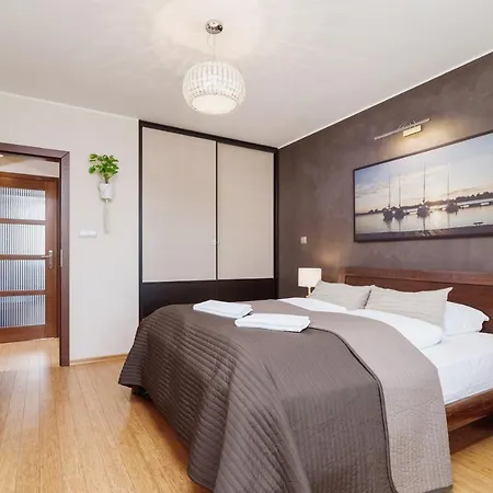 Obopolna Cracow By Renters Apartment Krakow